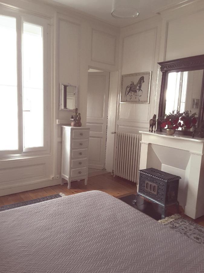 La Maison Des Thermes, Chambre D'Hote Saintes Exteriér fotografie