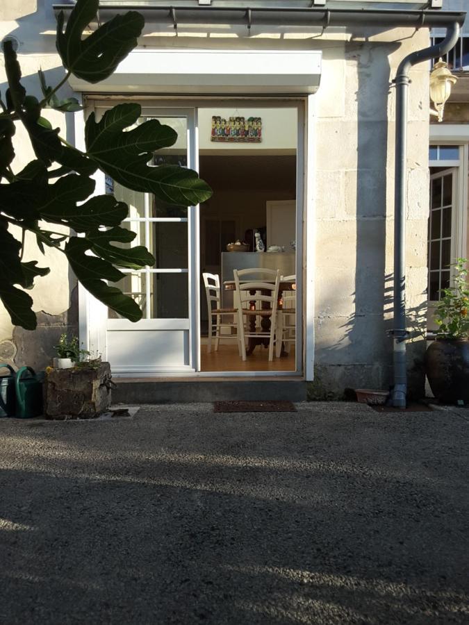 La Maison Des Thermes, Chambre D'Hote Saintes Exteriér fotografie